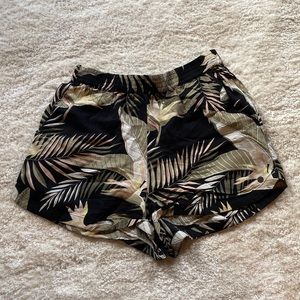 VOLCOM FLOW SHORTS